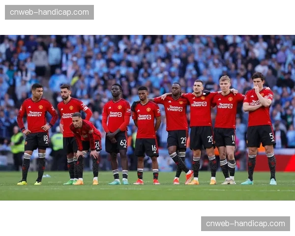 战术述评：复盘摩纳哥胜利，高位逼抢如何击穿雷恩的传控体系